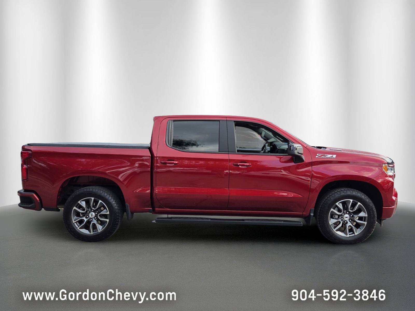 Certified 2024 Chevrolet Silverado 1500 RST w/ Z71 Off-Road Package AWD/4WD image 7