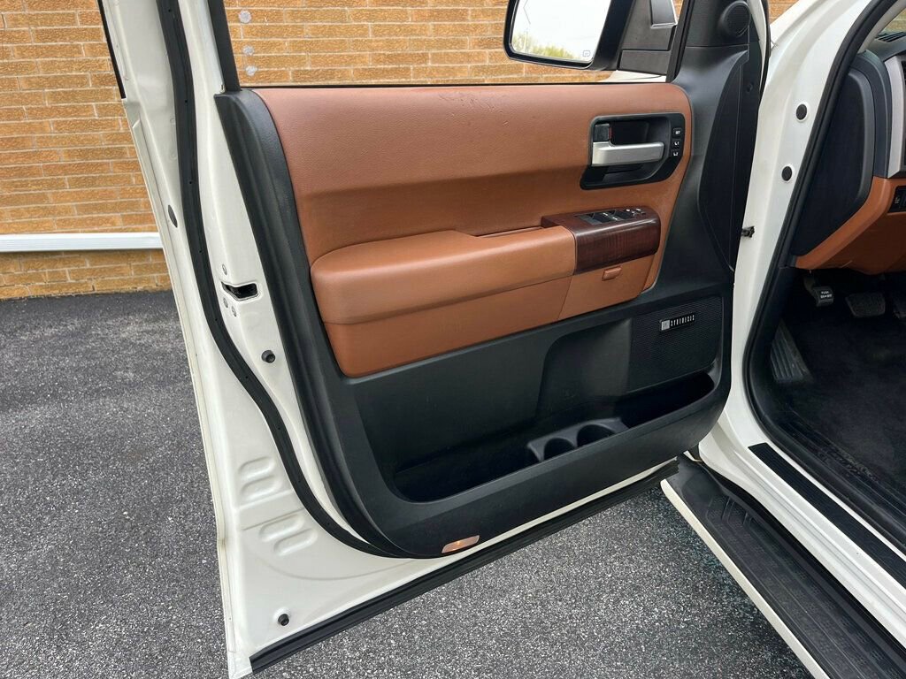 Used 2013 Toyota Sequoia Platinum AWD/4WD image 21