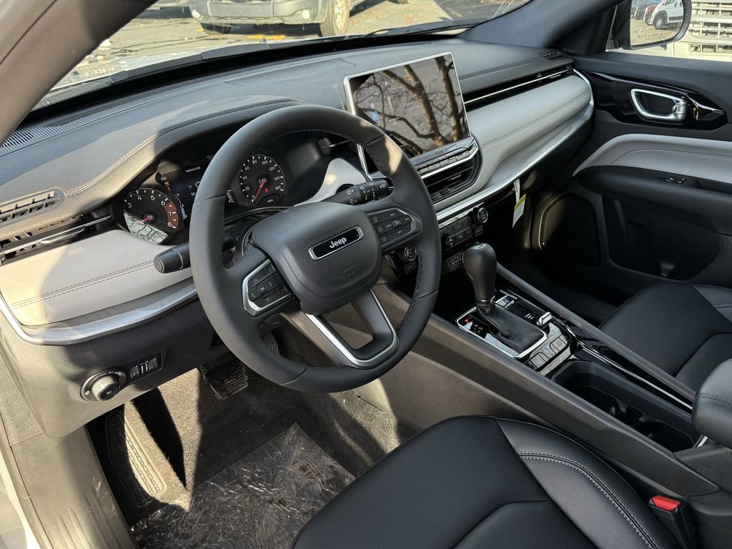 New 2026 Jeep Compass Limited image 12