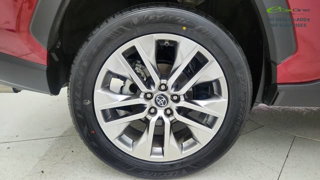 Used 2019 Toyota RAV4 Limited FWD image 58