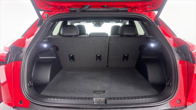 Used 2024 Chevrolet Blazer EV LT AWD/4WD image 18