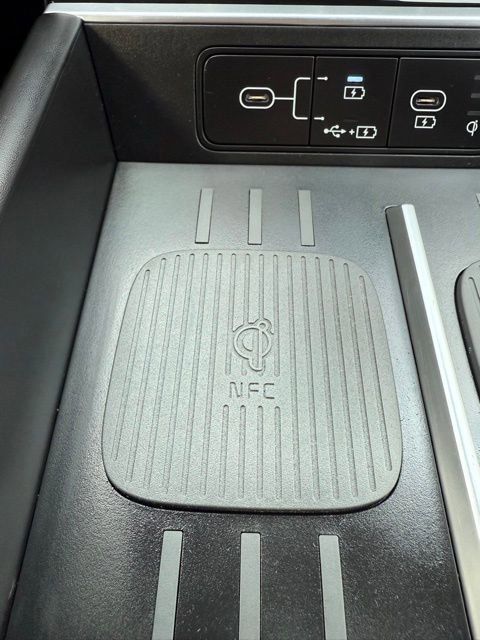 Used 2024 Hyundai Santa Fe Limited image 26