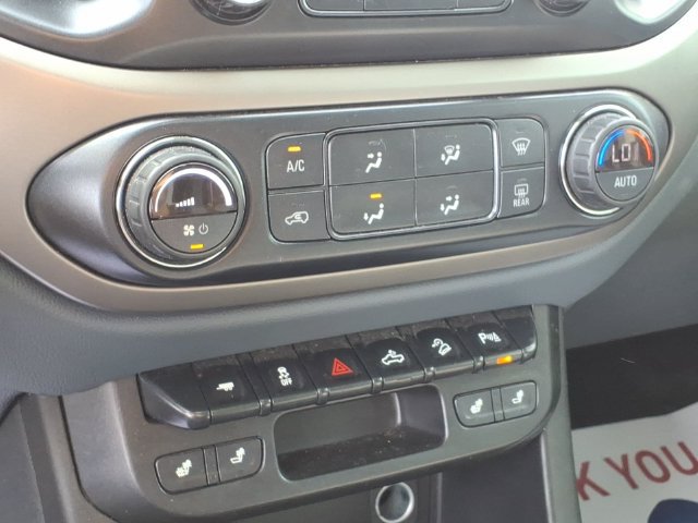 Used 2020 Chevrolet Colorado Z71 AWD/4WD image 9