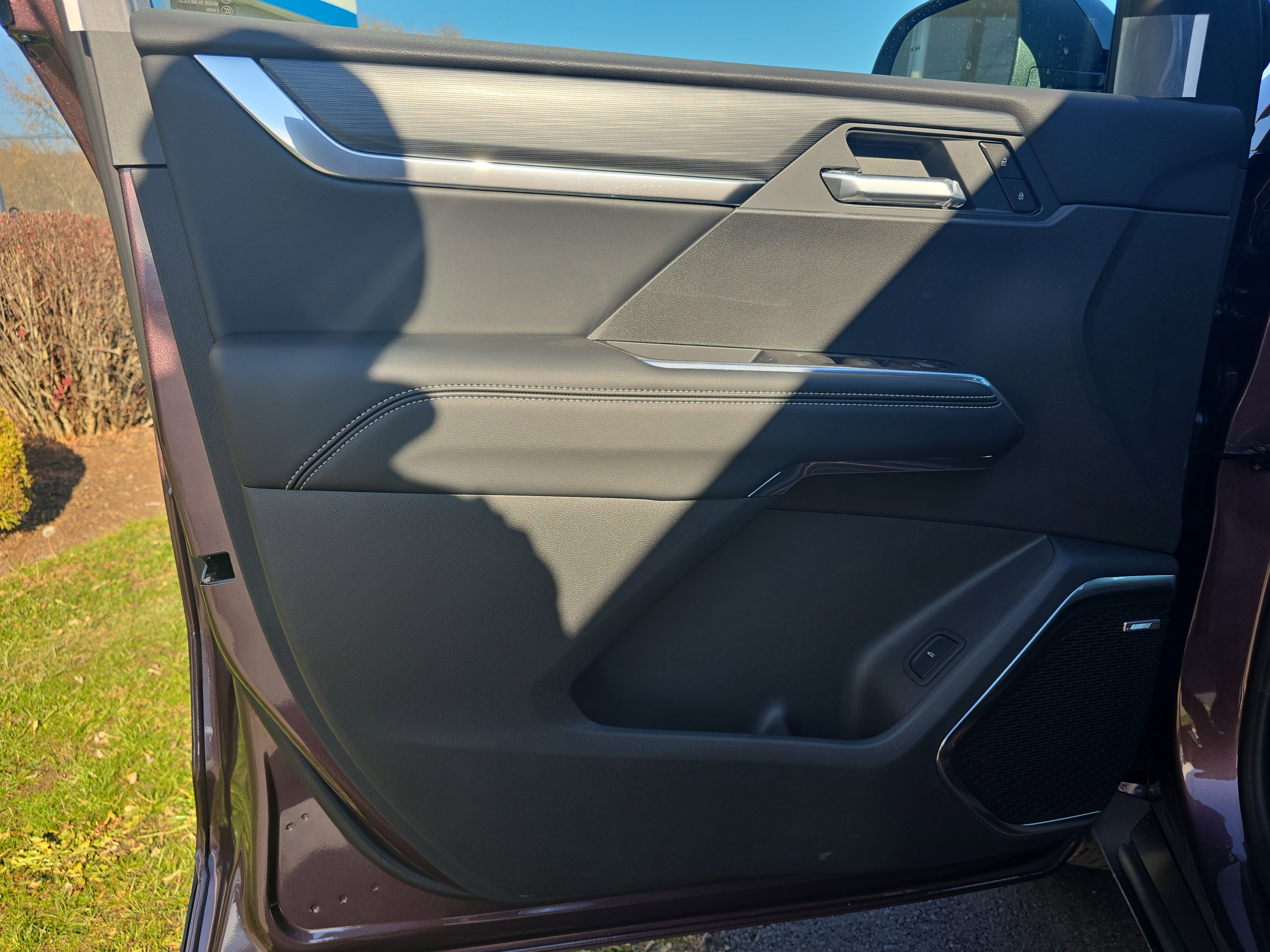 New 2026 GMC Acadia Elevation w/ Black Edition image 18