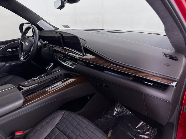 Used 2022 Cadillac Escalade Premium Luxury Platinum AWD/4WD image 34