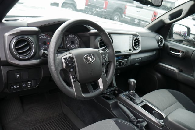 Used 2023 Toyota Tacoma TRD Sport image 14