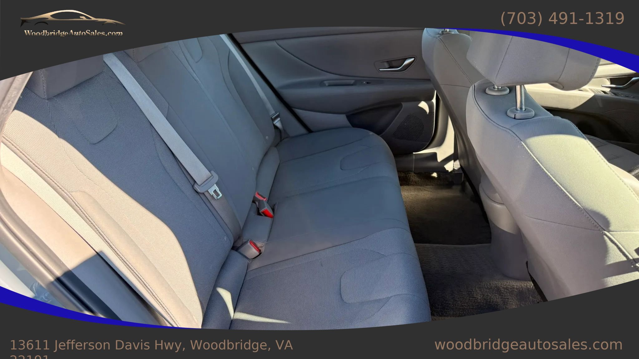 Used 2022 Hyundai Elantra SE w/ Cargo Package image 11