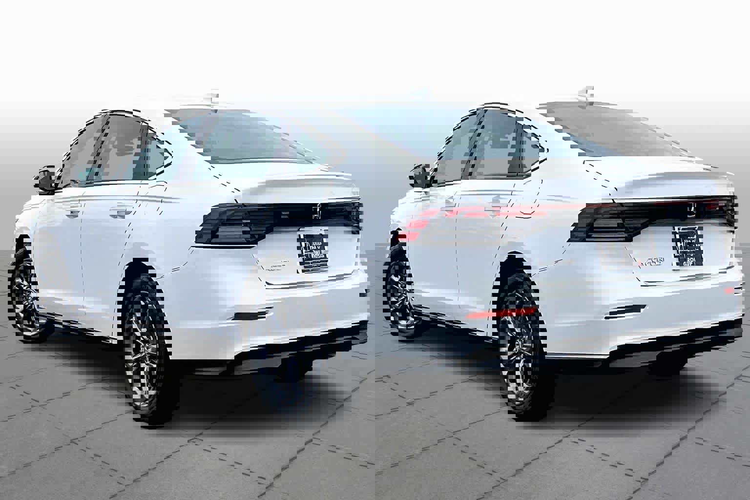 Used 2023 Honda Accord EX image 10