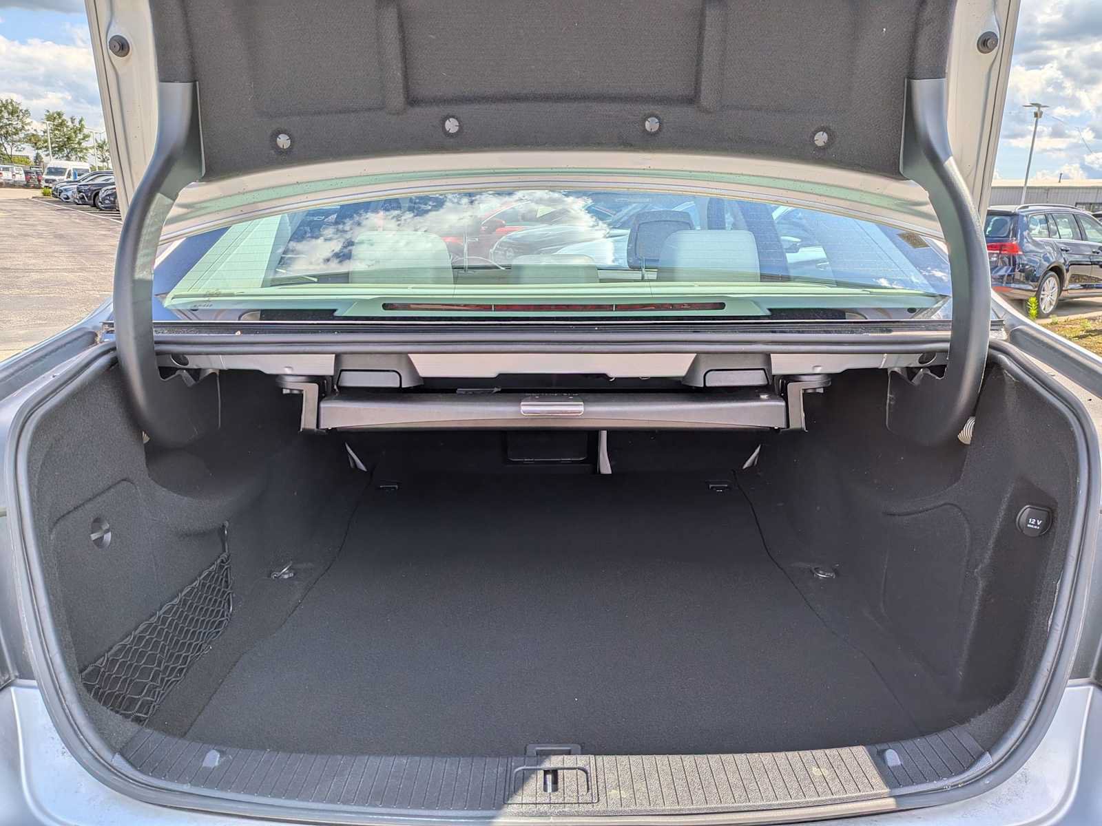 Used 2015 Mercedes-Benz E 350 4MATIC Sedan image 29