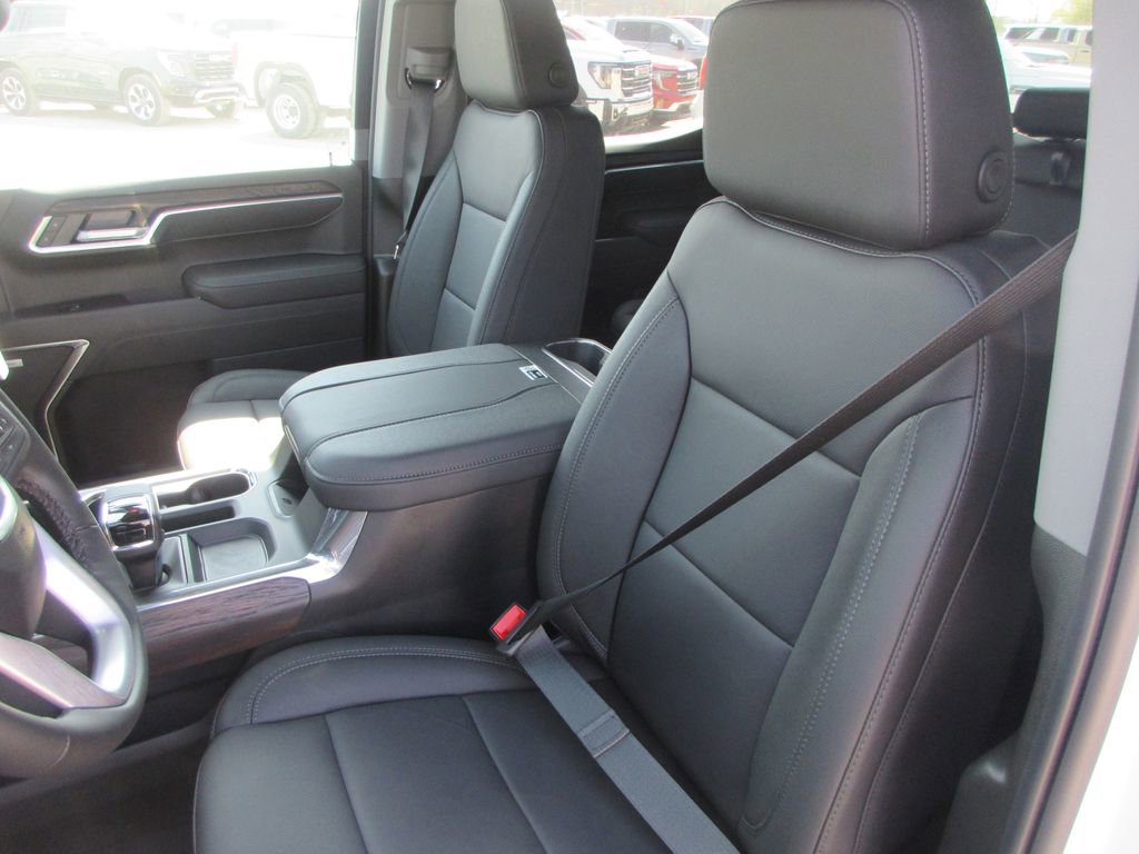 New 2026 GMC Sierra 1500 SLT image 12