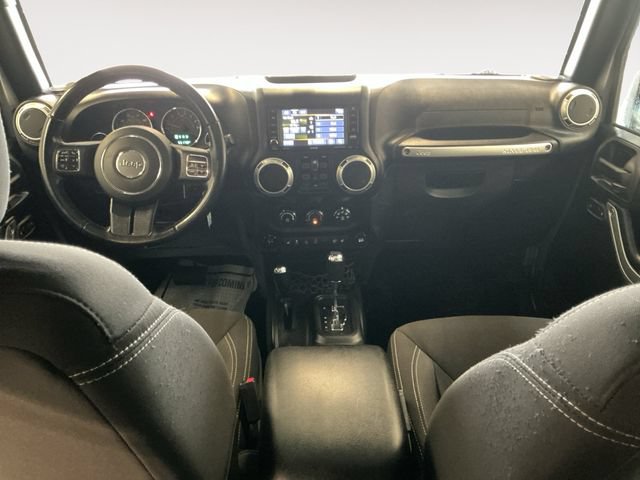 Used 2018 Jeep Wrangler Unlimited Rubicon w/ Cold Weather Group AWD/4WD image 10