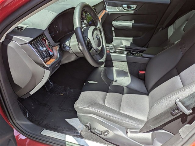 Certified 2024 Volvo V60 B5 Cross Country Plus image 13