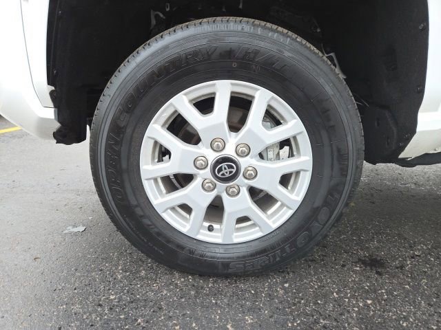 Used 2024 Toyota Tacoma SR w/ SR Upgrade Package image 28