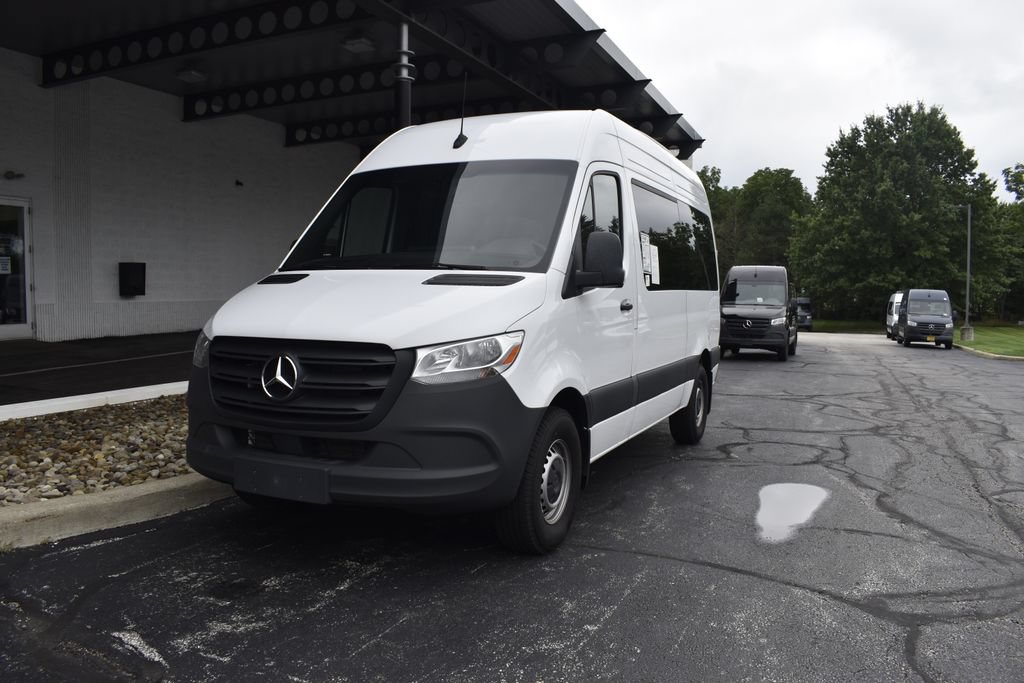 Used 2024 Mercedes-Benz Sprinter 2500 image 1
