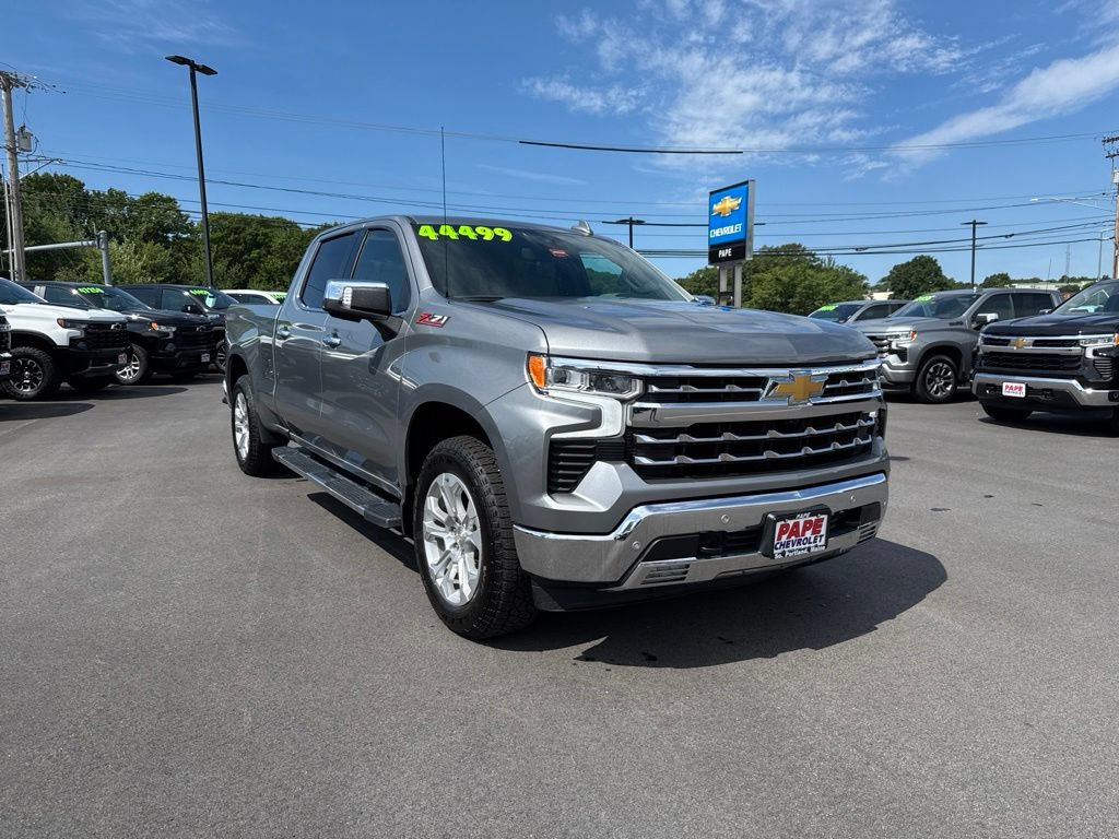Used 2024 Chevrolet Silverado 1500 LTZ w/ LTZ Convenience Package II AWD/4WD image 2