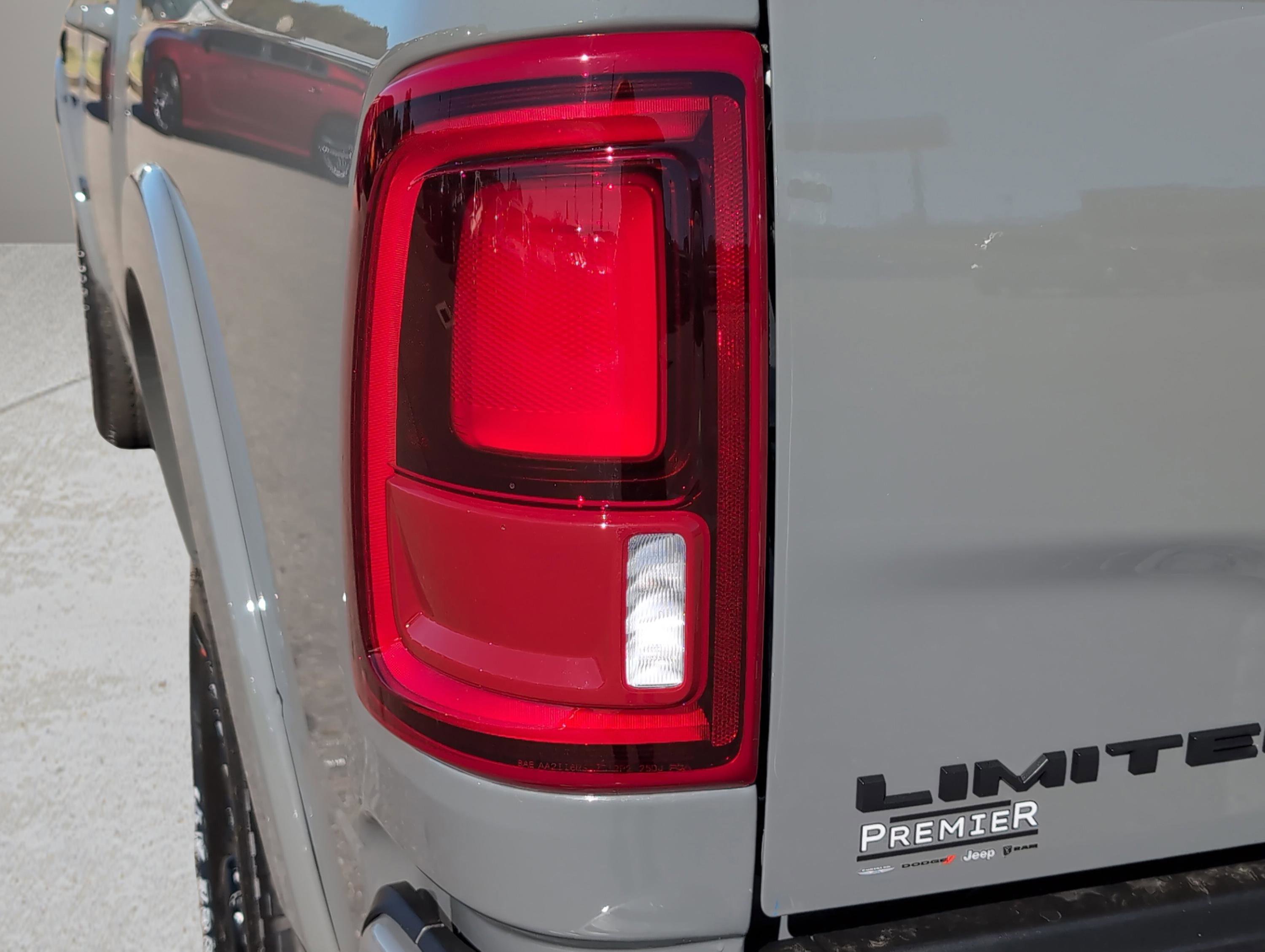 New 2026 RAM 2500 Limited image 9