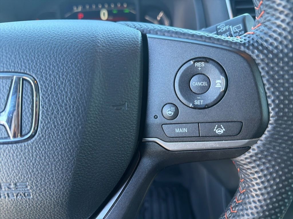 Used 2025 Honda Passport TrailSport image 25