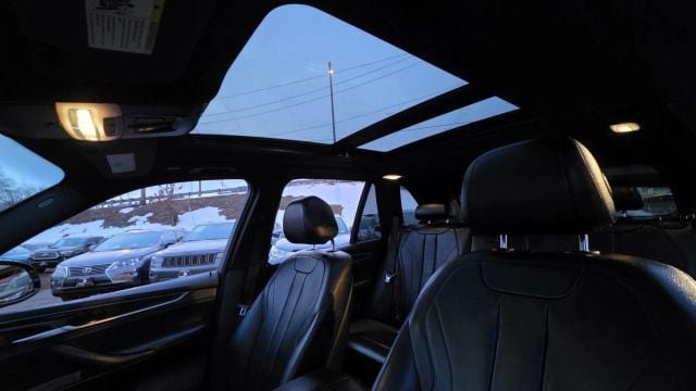 Used 2018 BMW X5 sDrive35i w/ M Sport Package image 10
