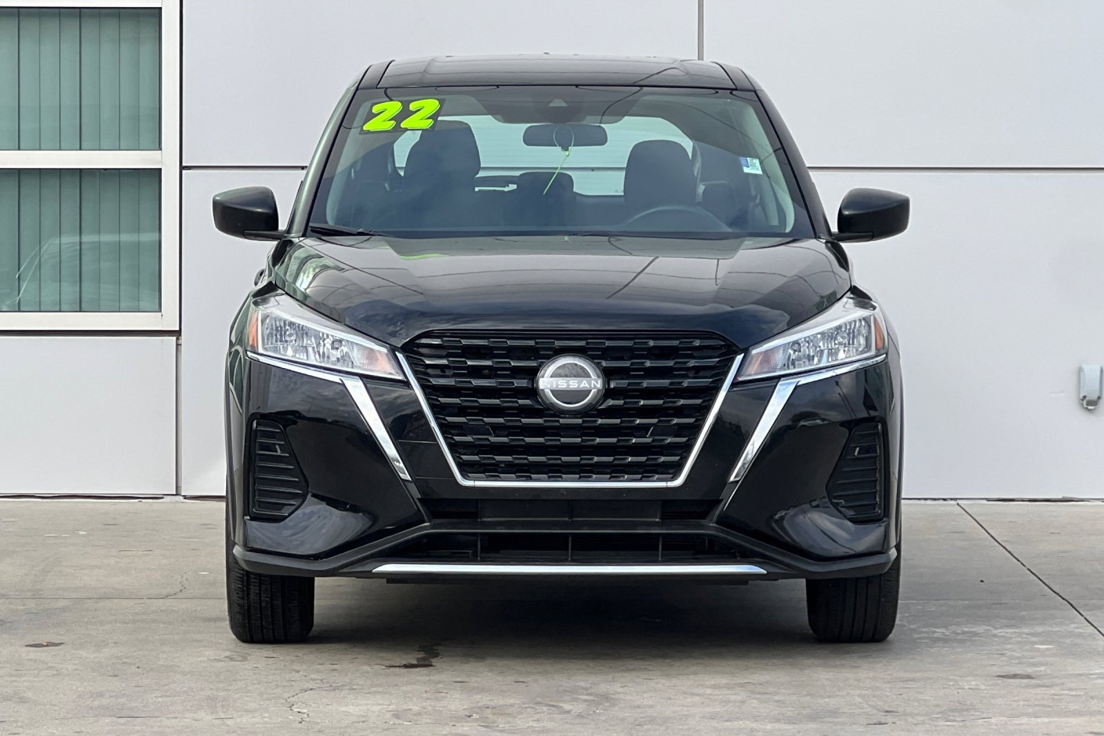 Used 2022 Nissan Kicks S image 6