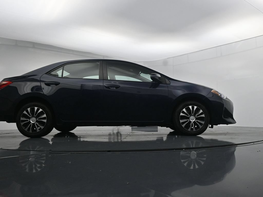 Used 2019 Toyota Corolla LE FWD image 41