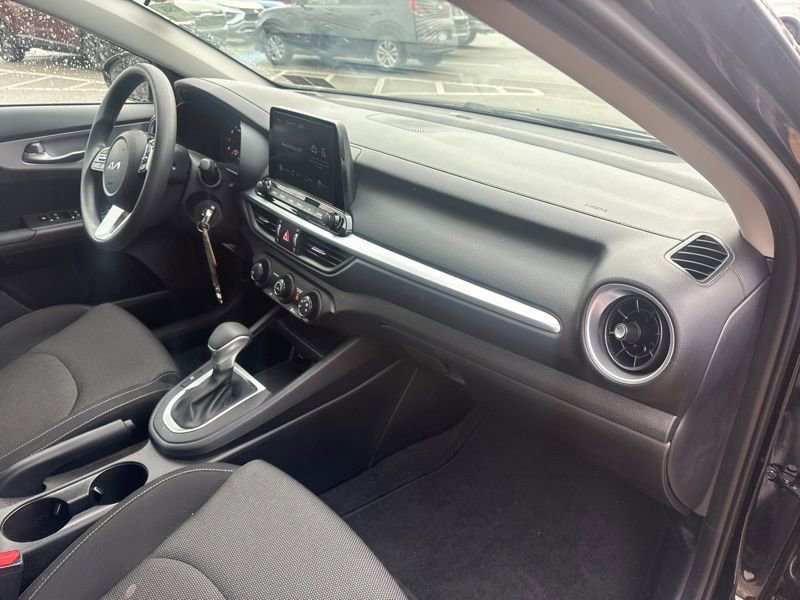 Used 2023 Kia Forte LXS image 11
