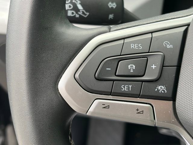 Used 2022 Volkswagen Taos S w/ IQ Drive S Package AWD/4WD image 16