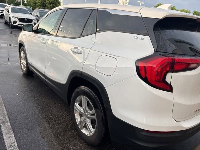 Used 2020 GMC Terrain SLE FWD image 4