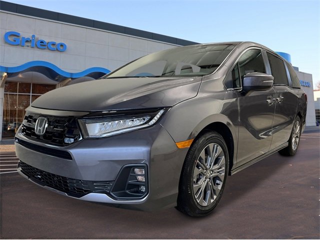 New 2026 Honda Odyssey Touring image 1