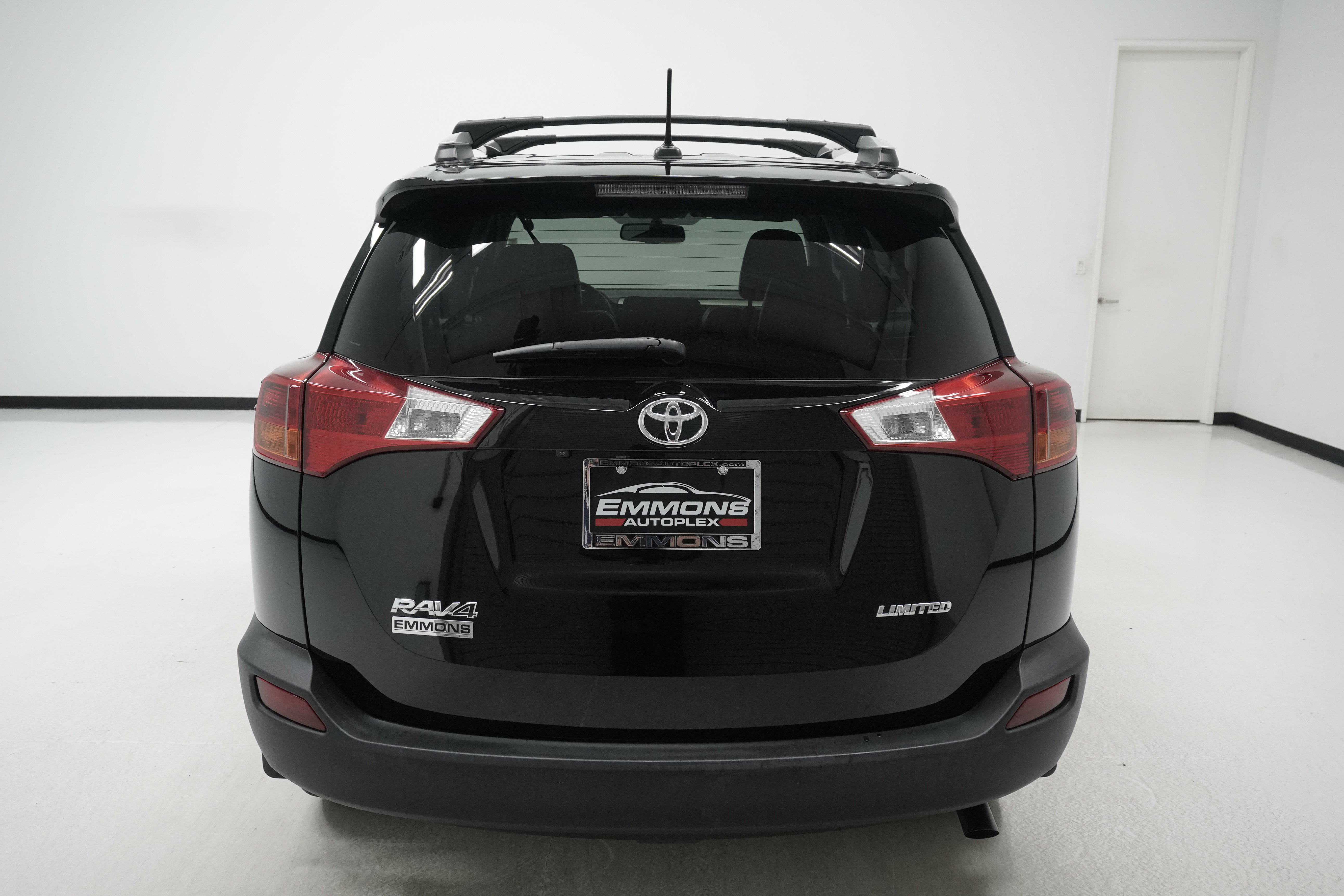 Used 2013 Toyota RAV4 Limited FWD image 5