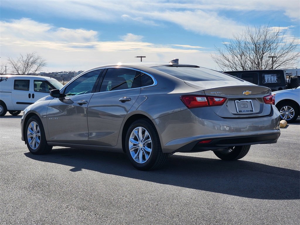 Used 2023 Chevrolet Malibu LT image 3