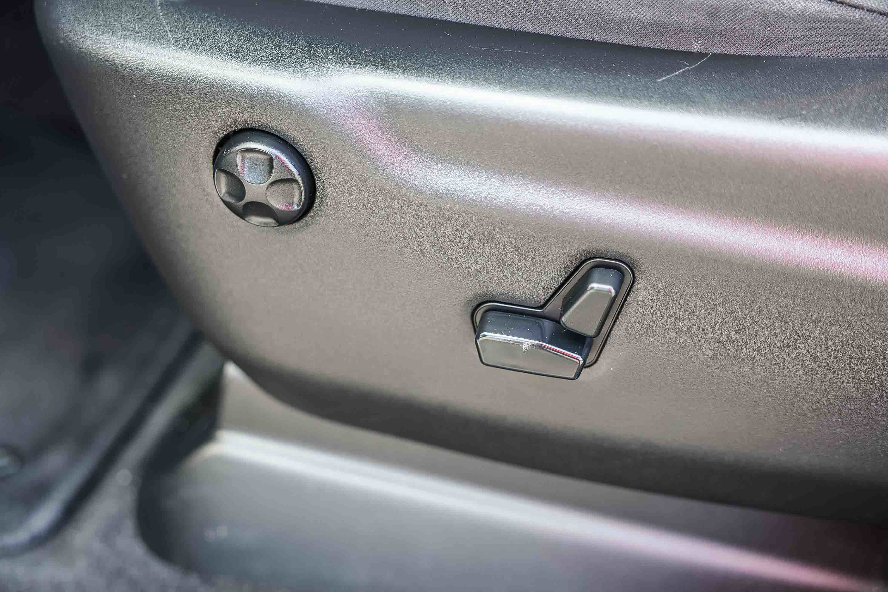 Used 2015 Jeep Grand Cherokee Laredo w/ Quick Order Package 23E image 11