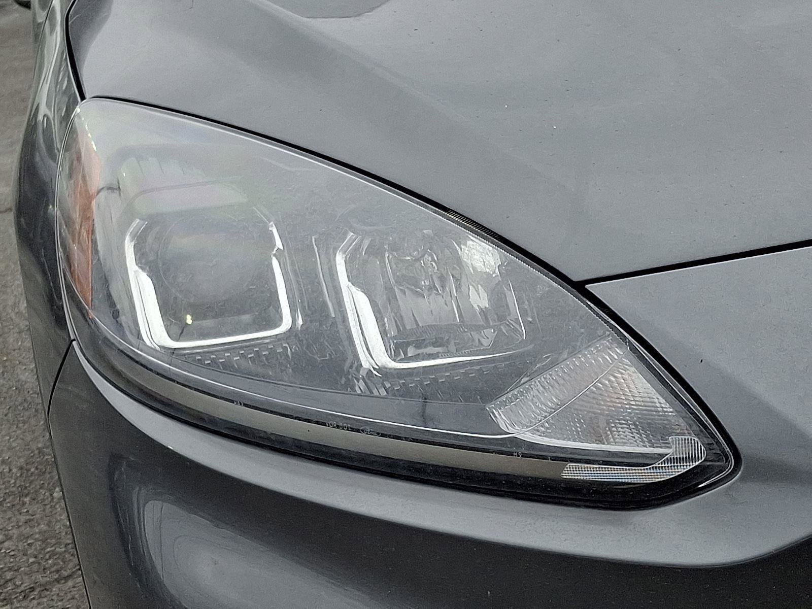 Used 2022 Ford Escape SE image 9