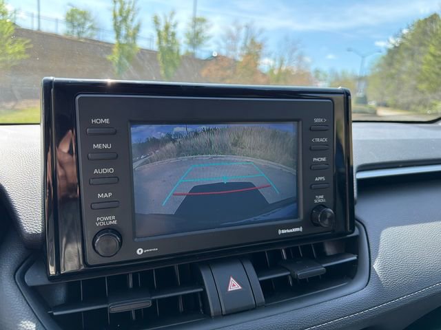 Used 2022 Toyota RAV4 XLE image 29