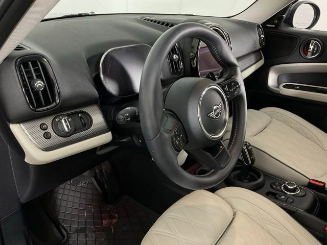 Certified 2023 MINI Cooper Countryman S w/ Signature Upholstery Package image 19