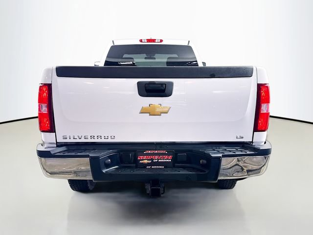 Used 2009 Chevrolet Silverado 3500 W/T AWD/4WD image 7