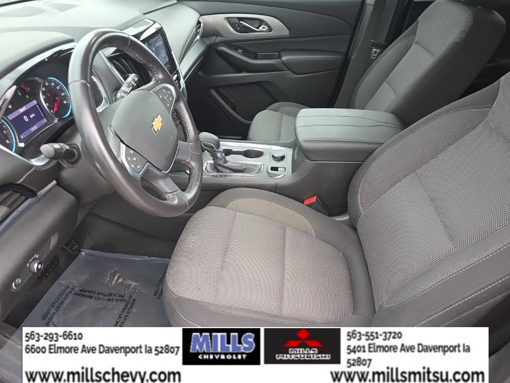 Used 2022 Chevrolet Traverse LT FWD image 14