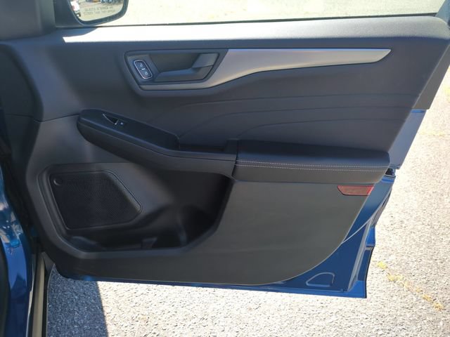 Used 2023 Ford Escape Active AWD/4WD image 31