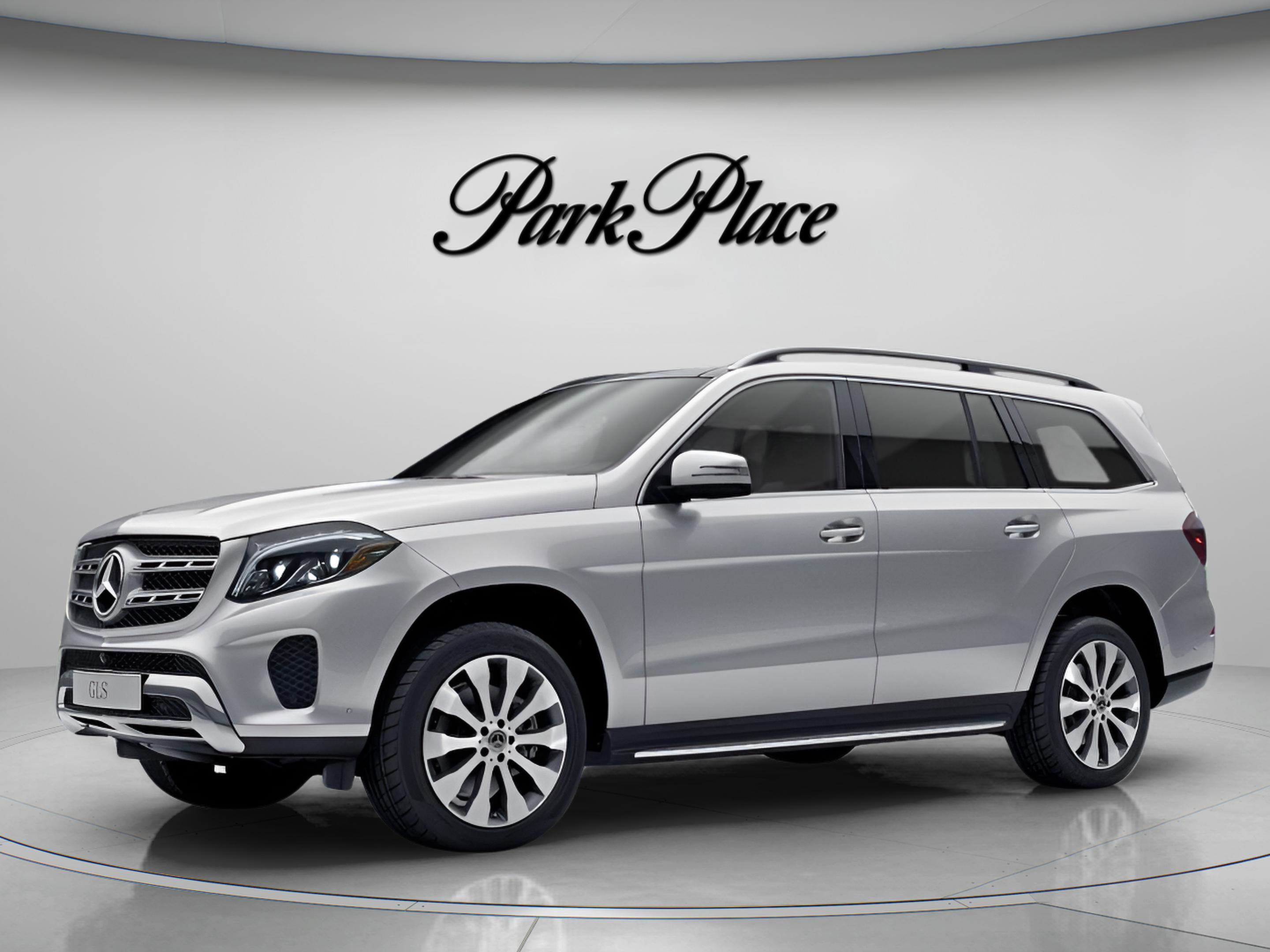 Used 2019 Mercedes-Benz GLS 450 4MATIC image 2