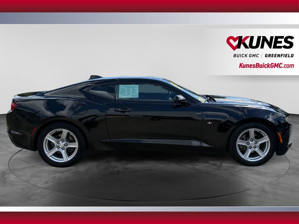Used 2023 Chevrolet Camaro LT RWD image 12