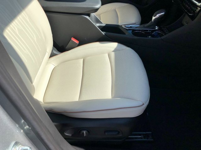 Used 2024 Buick Encore GX Avenir w/ Avenir Convenience Package image 13