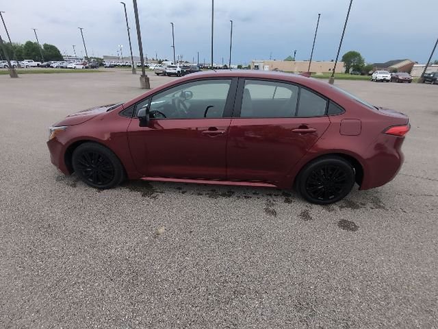Used 2025 Toyota Corolla LE w/ Convenience Package FWD image 9