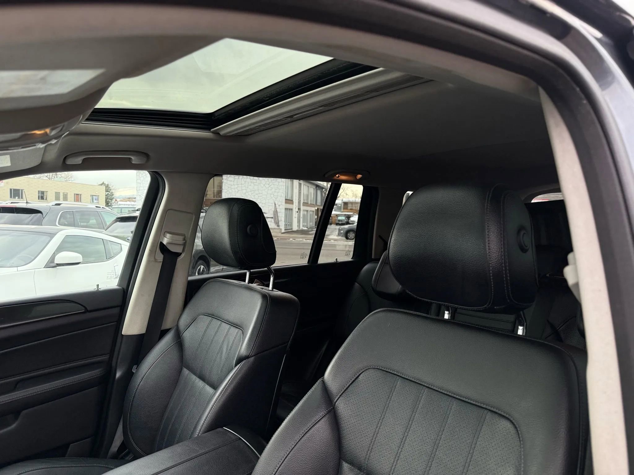 Used 2017 Mercedes-Benz GLS 450 4MATIC w/ Premium Package image 13