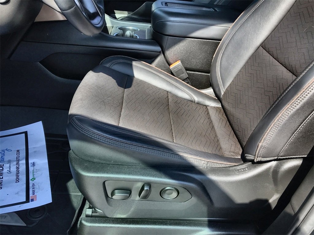 Used 2023 Chevrolet Tahoe High Country w/ Premium Package image 12