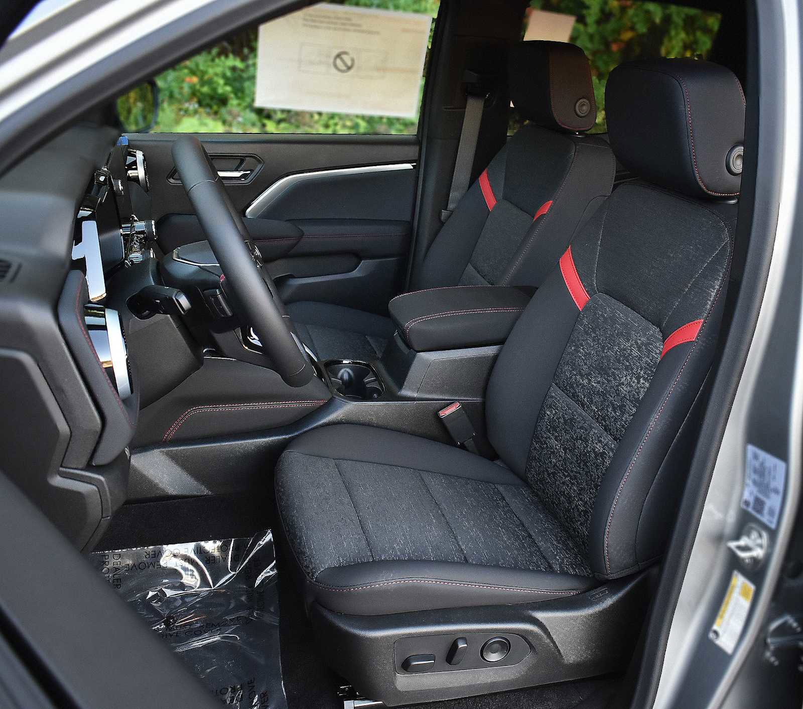 New 2026 Chevrolet Colorado Z71 image 9