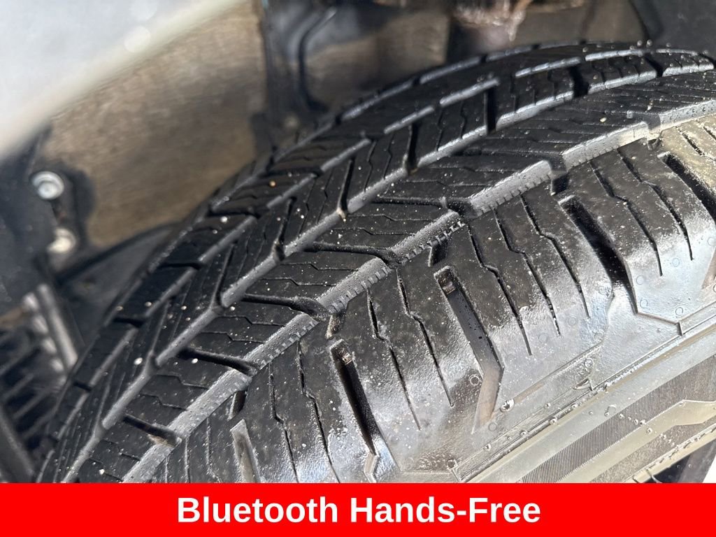 Used 2018 Toyota Highlander SE image 12