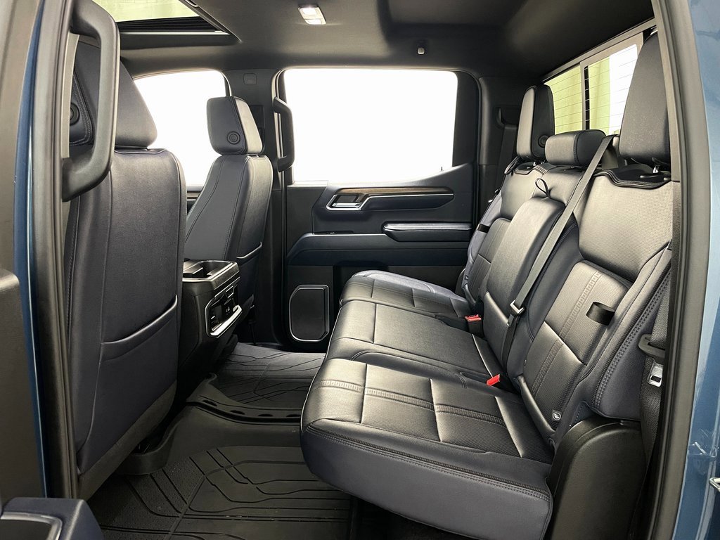 Certified 2024 Chevrolet Silverado 1500 High Country w/ High Country Premium Package image 16