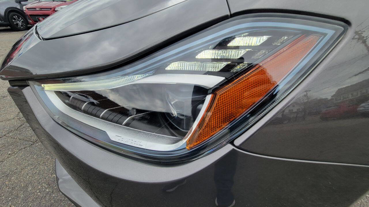 Used 2018 Maserati Ghibli S GranLusso image 32