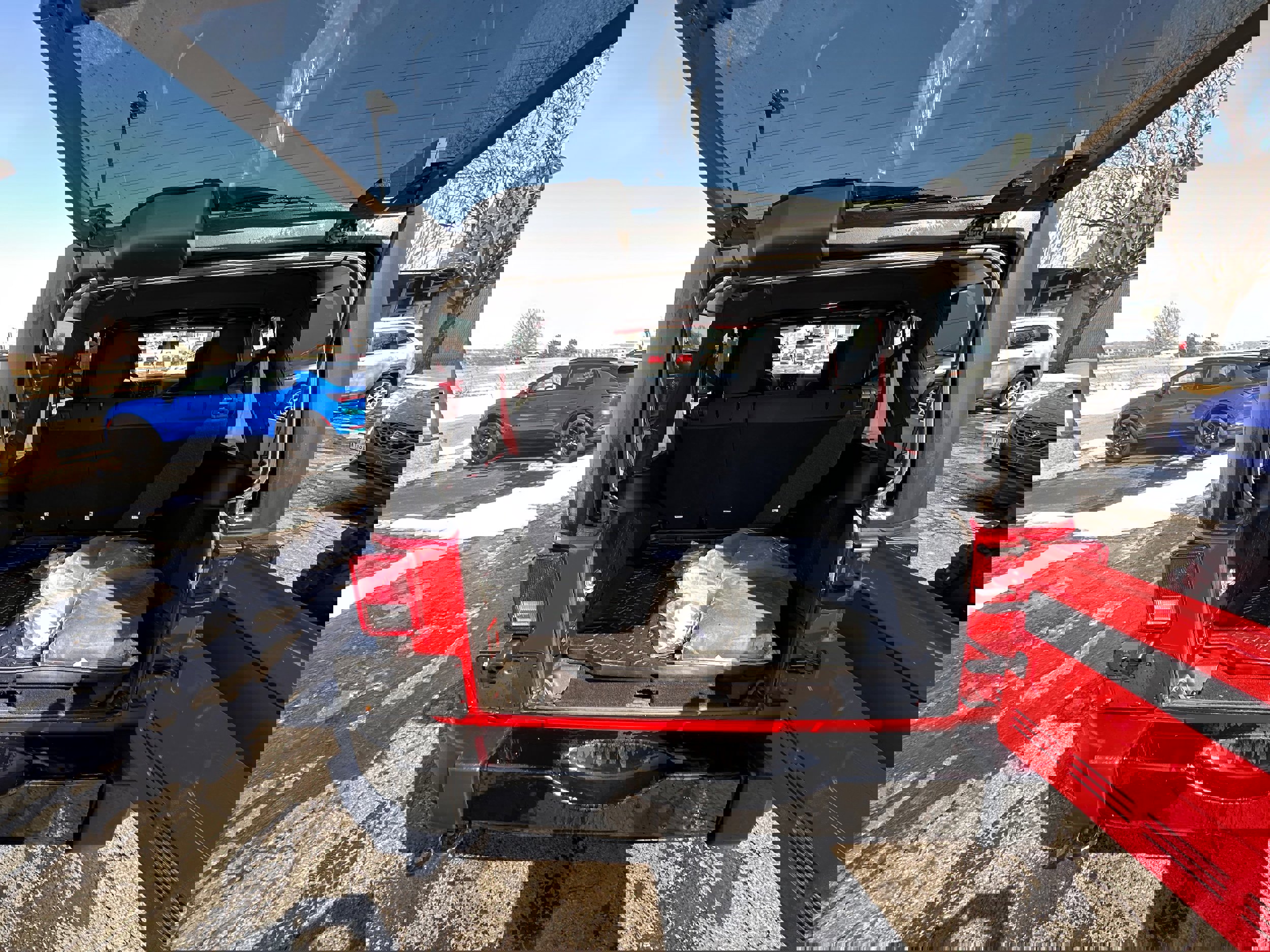 Used 2018 Jeep Wrangler Unlimited Sport image 10