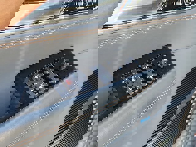 Used 2024 Jeep Grand Wagoneer L Series III w/ Rear Seat Video Group 1 image 21