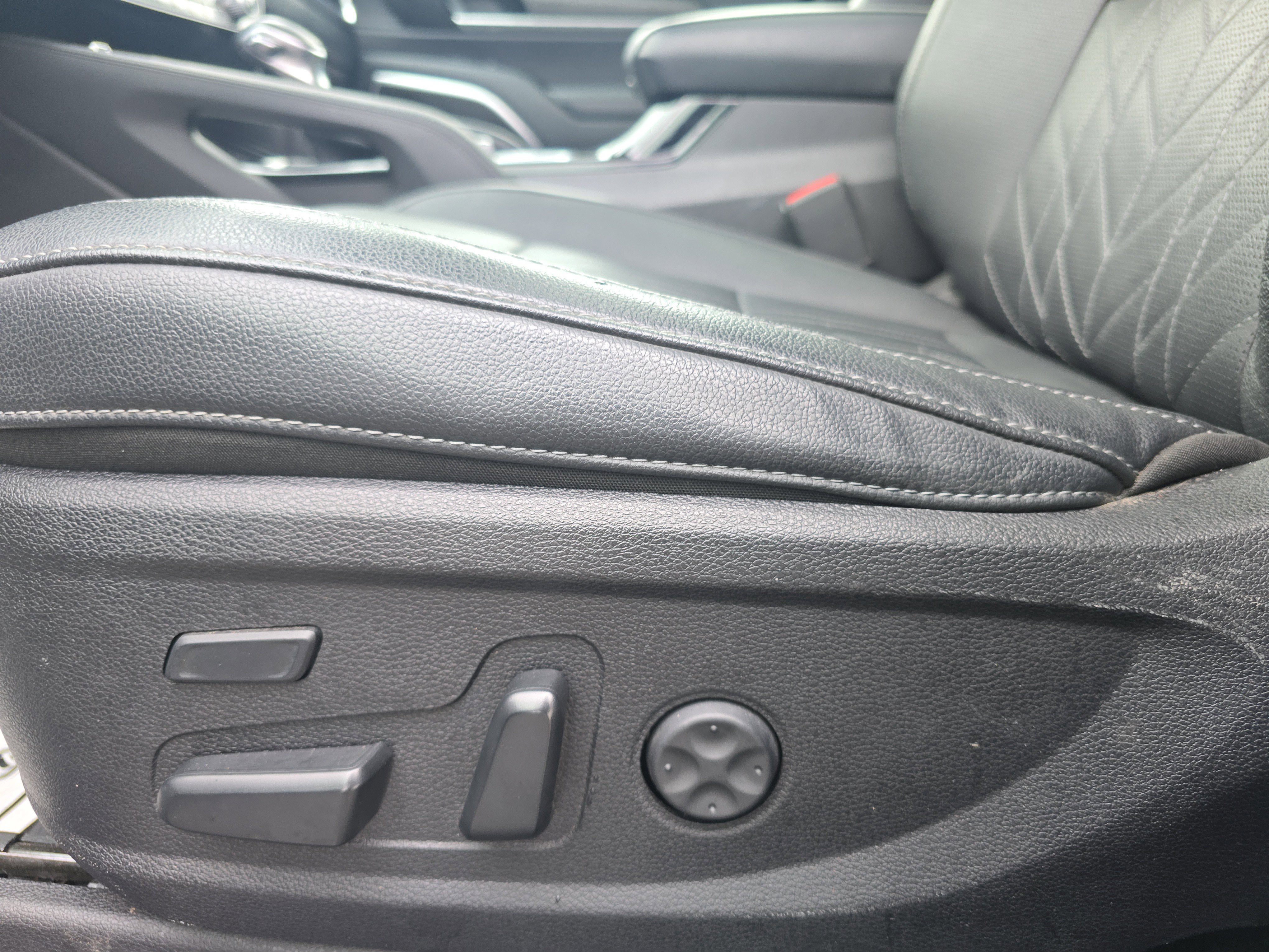 Used 2024 Kia Telluride SX X-Pro image 13